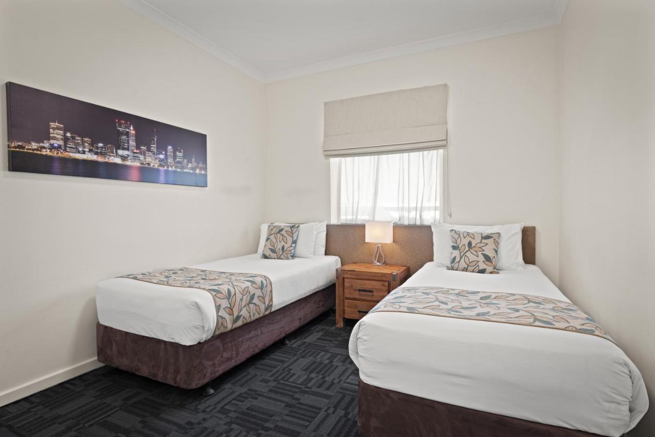 บรอดวอเตอร์ รีสอร์ต โคโม Aparthotel เพิร์ท ภายนอก รูปภาพ