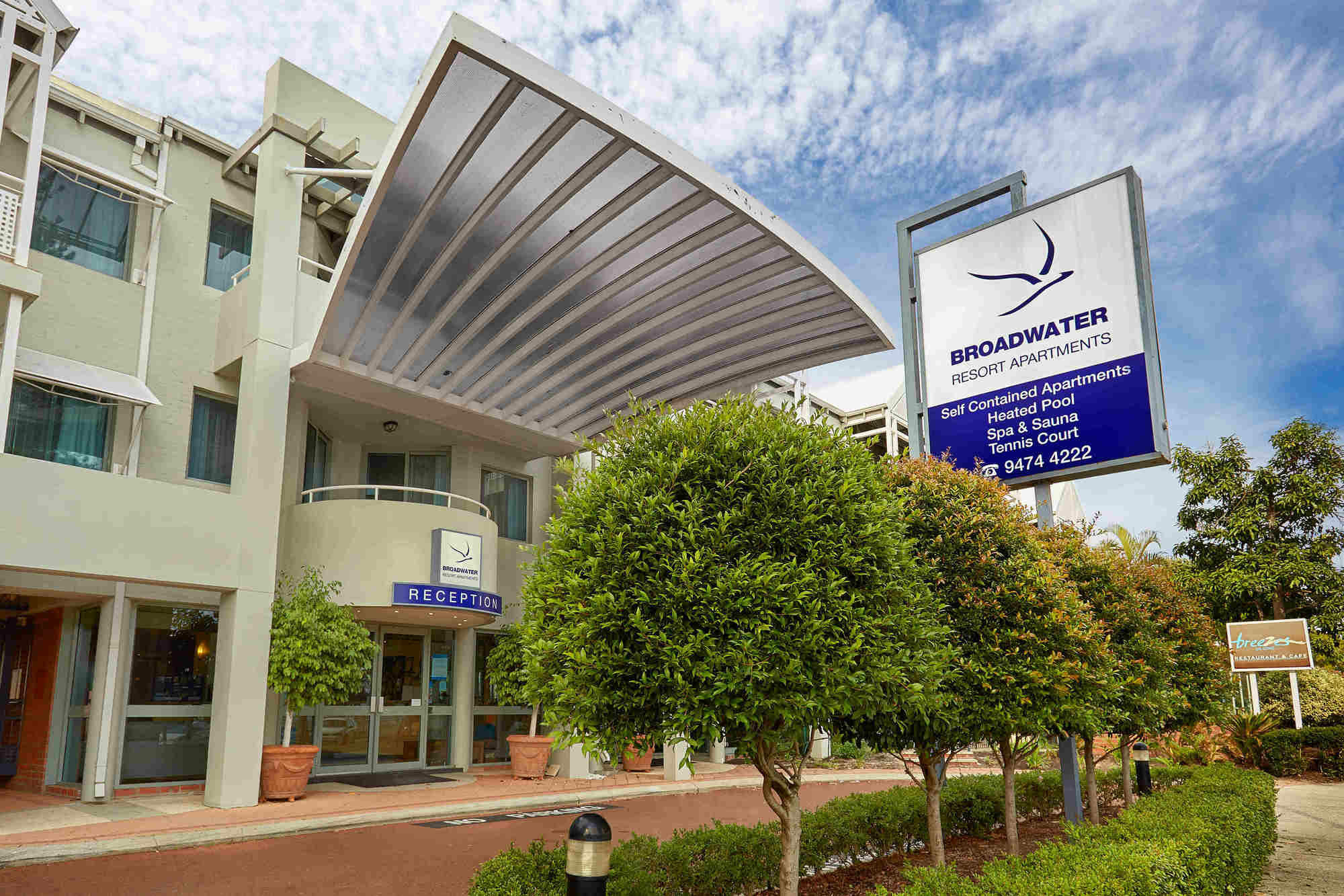 บรอดวอเตอร์ รีสอร์ต โคโม Aparthotel เพิร์ท ภายนอก รูปภาพ